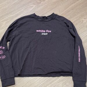 White fox sports sleeve